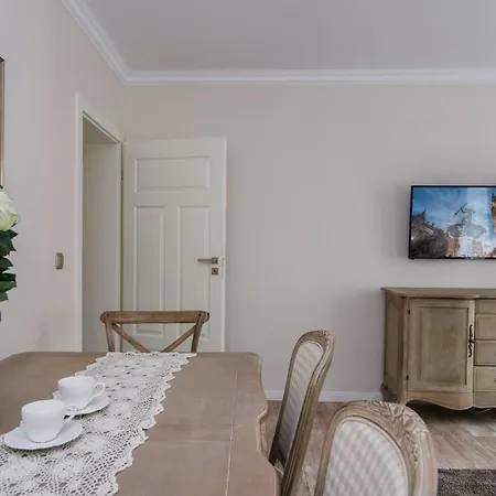 Apartament Starowka Osiek Апартаменты Гданьск