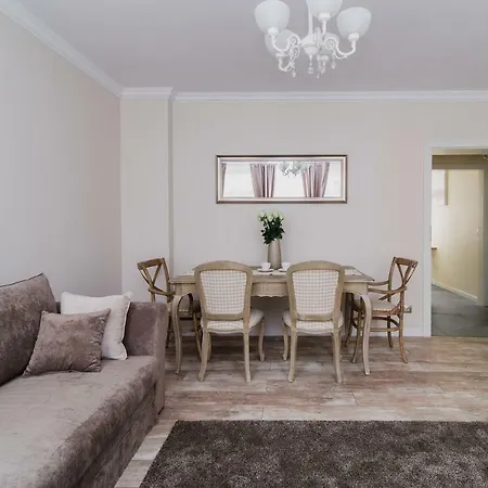Apartament Starowka Osiek Гданьск